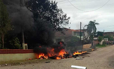 Más de tres muertos al estrellarse un helicóptero secuestrado en Brasil 